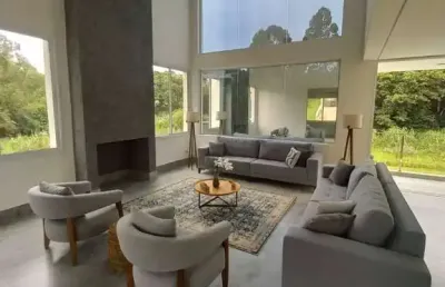 Vende-se: casa 5 suíte  em  condomino alto padrão em atibaia.