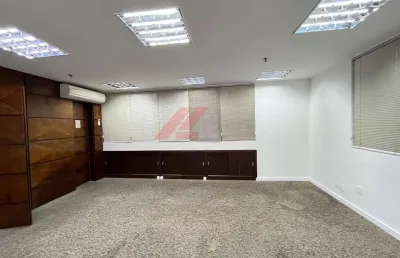 Aluguel de sala comercial no campo belo: 4 salas, 4 banheiros, 4 vagas de garagem, 180m² em são paulo-sp!