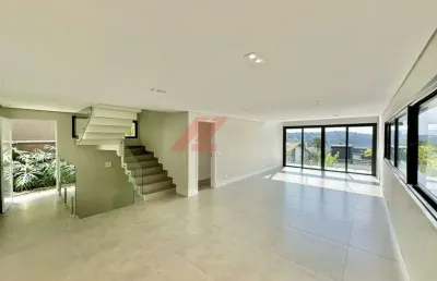 Casa de luxo em condomínio à venda ou locação em cotia-sp - 4 quartos, 4 suítes, 484,04 m² no são paulo ii.