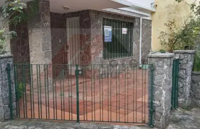 Imperdível casa à venda em são paulo na vila mariana: 5 quartos, 3 banheiros, 3 vagas de garagem, 221m² de área.