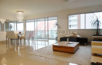 Apartamento com 3 quartos para alugar na Rua Arizona, 1126, Cidade Monções, São Paulo