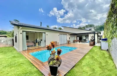 Imperdível: casa à venda em cotia-sp na chácara eliana - 3 quartos, 3 suítes, 1 sala, 5 banheiros, 3 vagas de garagem - 277,47 m²!