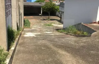 Prédio para alugar na Avenida Yervant Kissajikian, 944, Vila Constança, São Paulo