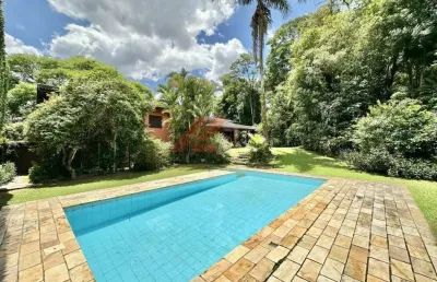Imperdível casa em condomínio à venda em carapicuíba-sp, 4 quartos, 1 suíte, 5 banheiros, 4 vagas de garagem.
