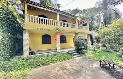 Casa em condomínio à venda em cotia-sp, jardim colibri: 3 quartos, 1 sala, 3 banheiros, 10 vagas de garagem, 150m²!