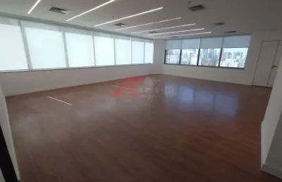Sala comercial para alugar na Avenida Doutor Cardoso de Melo, 961, Vila Olímpia, São Paulo