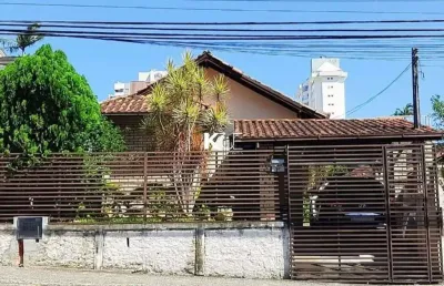 Casa com 3 quartos à venda na rua professora antonieta de barros, --, canto, florianópolis por r$ 1.100.000