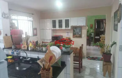 Casa com 3 quartos à venda na Rua Alves Maldonado, 301, Vila Nhocune, São Paulo