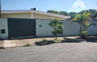 Casa com 3 quartos sendo 1 suíte, com piscina a venda e locação, jardim madalena - campinas - sp