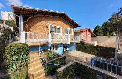 Casa sobrado com 3 quartos 1 suite 3 banheiros e 3 vagas para aluguel ou venda no chapadão em campinas-sp