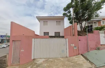 Casa à venda com 3 quartos, sendo 1 suíte na vila marieta em campinas-sp.