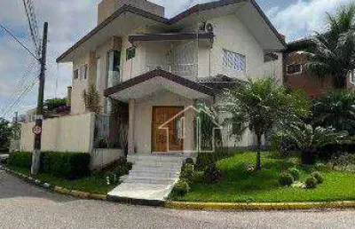 Casa com 3 dormitórios à venda, 250 m² por r$ 2.195.000,00 - villa branca - jacareí/sp