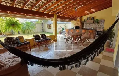 Casa com 3 dormitórios à venda, 110 m² por r$ 1.350.000,00 - villa branca - jacareí/sp