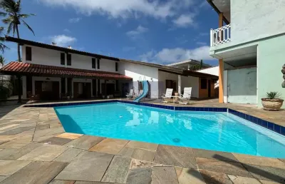 Casa de alto padrão à venda em itanhaém-sp - 10 quartos, 10 suítes, 2 salas, 12 banheiros, 10 vagas de garagem - imperdível!
