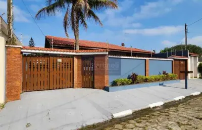 Casa à venda em itanhaém-sp, bopiranga: 5 quartos, 1 suíte, 1 sala, 3 banheiros, 287m² de área. imperdível!