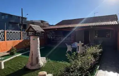 Imperdível casa à venda em itanhaém-sp, bairro bopiranga: 4 quartos, 2 suítes, 2 salas, 6 vagas de garagem, 190m²!