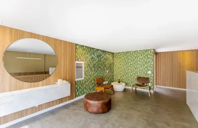 Apartamento impecável no cristo rei: 3 dormitórios, suíte e área de lazer exclusiva!