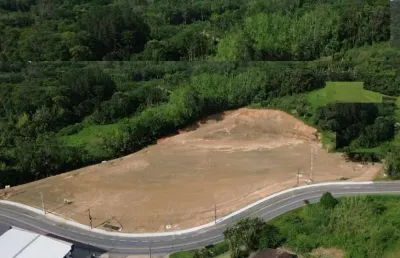 Terreno 10.000 m2 em corredor de serviços (para galpão) – passo manso