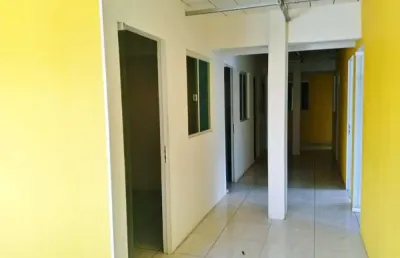 Locação sala comercial com 16 escritórios/repartições
