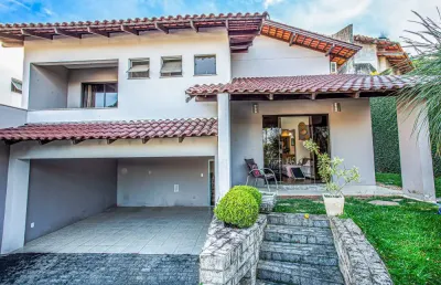 Magnífica residência no bairro velha próx. rua humberto de campos