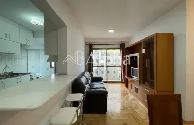 Apartamento mobiliado para locação no condomínio parati em alphaville - sp