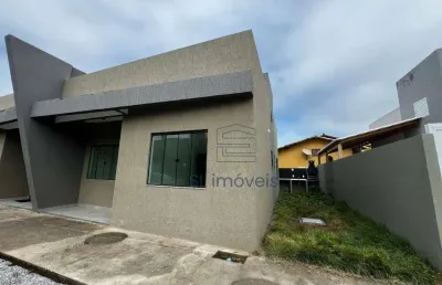 Oportunidade única no mariléa – chácara! imóvel diferenciado em condomínio organizado!