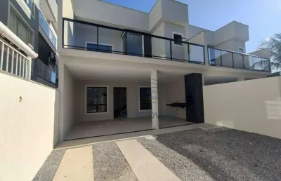 Casa com 3 dormitórios à venda, 180 m² por r$ 810.000 - costa azul - rio das ostras/rj