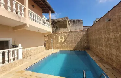 Casa - jardim uirá - sjcampos - 03 dormitórios (01 suíte) - 180m²