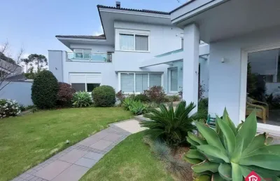 Casa com 4 quartos à venda na virgínia poletto fiorio, 108, interlagos, caxias do sul por r$ 5.200.000