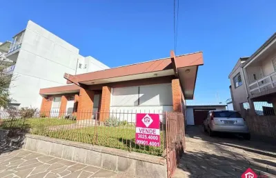 Casa com 3 quartos à venda na rua pedro mocelin, 31, medianeira, caxias do sul por r$ 1.800.000