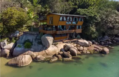 Casa com 4 quartos à venda na gcr, 120, costeira da armação, governador celso ramos por r$ 24.550.000