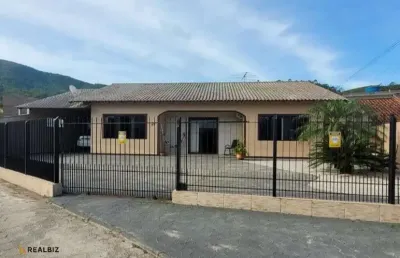 Casa com 2 quartos à venda na luiza ocker, 2015, fazenda da armação, governador celso ramos por r$ 2.299.000