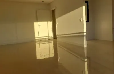 Apartamento novo kobrasol com 3 suítes ao lado do colégio gardner e escola dom jaime