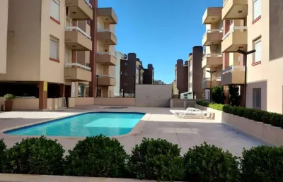 Apartamento 02 dorm à venda no bairro capão novo - 1 vaga de garagem