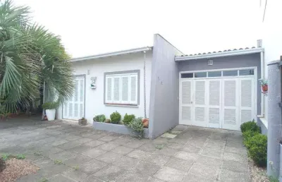 Casa 03 dorm à venda no bairro capão novo com 140 m² de área privativa - 2 vagas de garagem