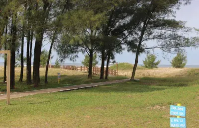 Terreno à venda na Avenida Paraguassu, 4115, Capão Novo, Capão da Canoa