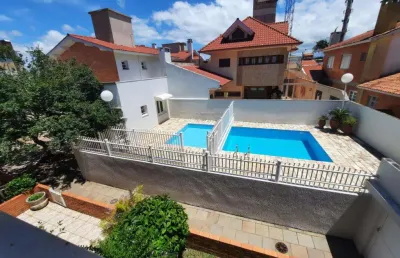 Sobrado 03 dorm à venda no bairro capão novo com 95 m² de área privativa - 2 vagas de garagem