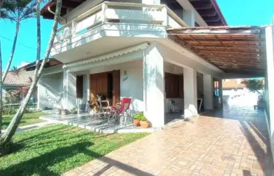 Casa 04 dorm à venda no bairro capão novo com 250 m² de área privativa - 3 vagas de garagem