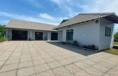 Casa 03 dorm à venda no bairro capão novo com 122 m² de área privativa - 4 vagas de garagem