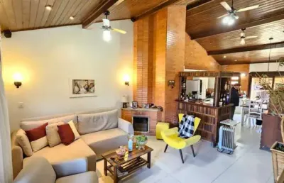 Casa 03 dorm à venda no bairro capão novo com 182 m² de área privativa - 2 vagas de garagem
