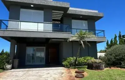 Casa 04 dorm à venda no bairro capão novo com 300 m² de área privativa - 2 vagas de garagem