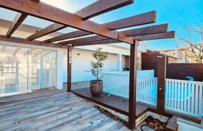 Casa 03 dorm à venda no bairro capão novo com 144 m² de área privativa - 1 vaga de garagem