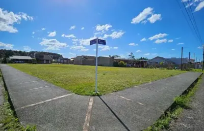 Terreno à venda no bairro capão novo com 300 m² de área privativa