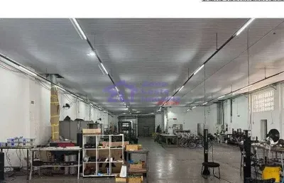 Barracão / Galpão / Depósito com 3 salas para alugar na Rua General Júlio Marcondes Salgado, 106, Campos Eliseos, São Paulo