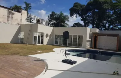 Casa com 800m² alto padrão para venda com 4 suítes e piscina na vila oliveira