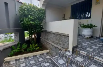 Casa comercial de esquina para venda no centro de mogi das cruzes.