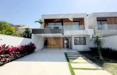 Casa em condomínio fechado com 4 quartos à venda na rua ivaldo de azambuja, barra da tijuca, rio de janeiro, 502 m2 por r$ 5.200.000