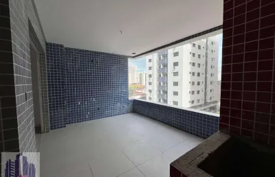 Oportunidade imperdível: apartamento de 2 quartos com suíte, a 400m da praia!