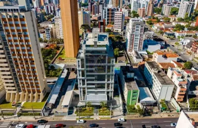 Bigorrilho - 3 suíte. 4 vagas. 141,71 m² privativos. face norte.