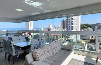 Apartamento com 3 suítes  decorado com vista mar à venda na praia da enseada